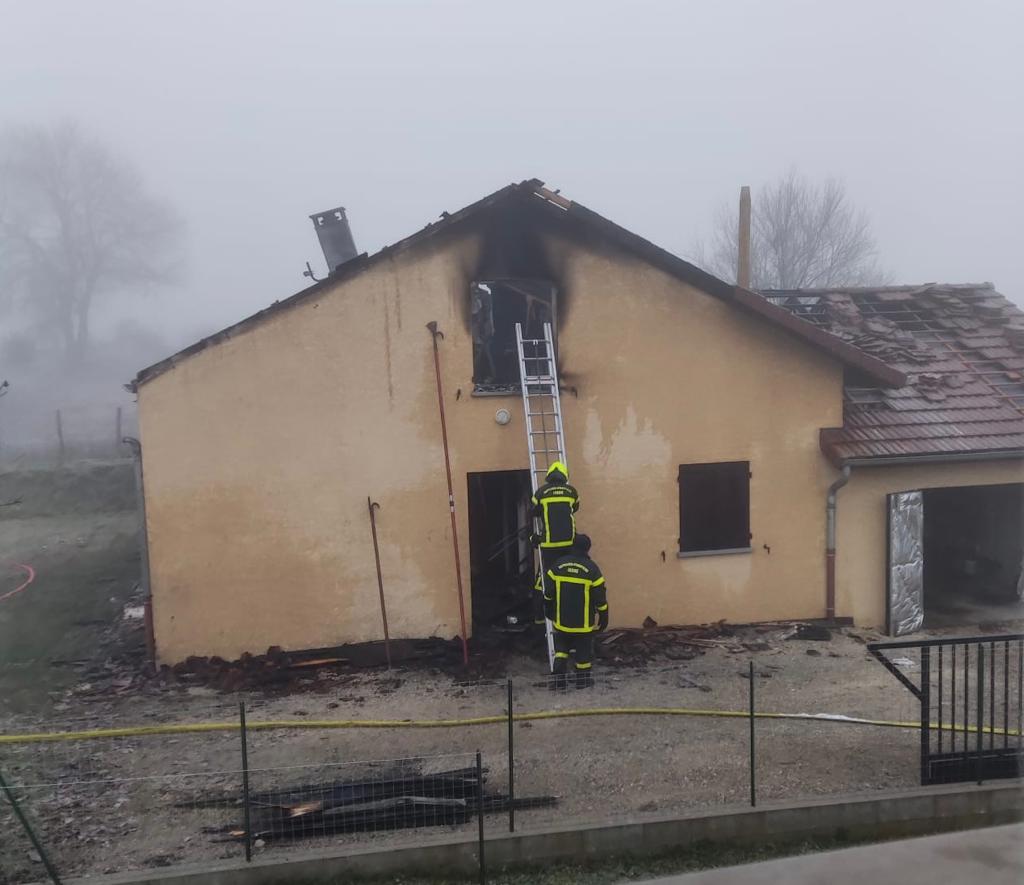 WhatsApp Image 2022-12-06 à 08.13.44.jpg (75 KB)