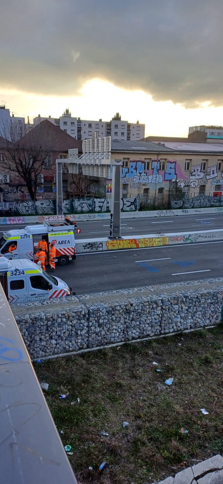 WhatsApp Image 2024-02-02 à 08.58.22_c7689184.jpg (188 KB)